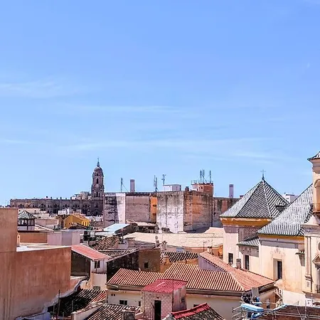 Historical Center Flat With Pool, Tennis & Parking