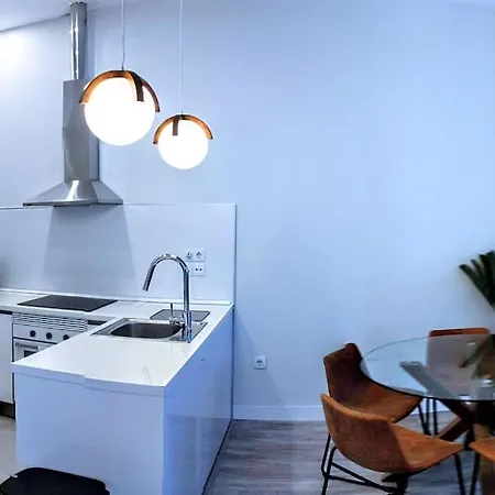 Historical Center Flat With Pool, Tennis & Parking Apartment